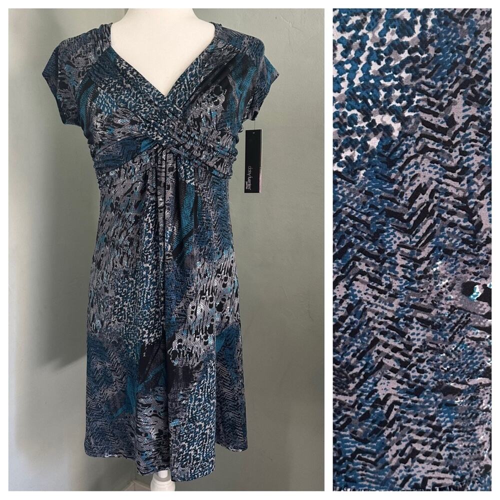 NWT!! Daisy Fuentes Dress, Blue Patterned, Stretch Jersey Knit, PS